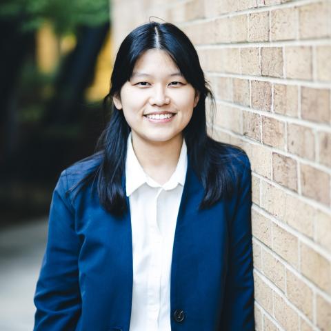 Liana Woo headshot